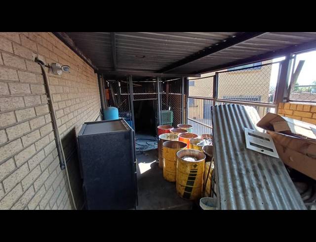 INDUSTRIAL PROPERTY TO RENT IN ROOIHUISKRAAL